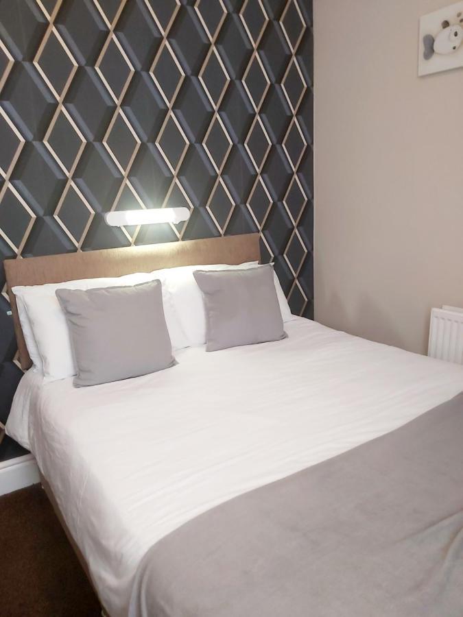 Rayners Hotel Blackpool Exterior photo